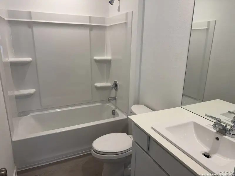 Furnished interior view inside a new home in Kyndwood: Cottage Collection, New Braunfels (Image 5). Furnished interior view inside a new home in Kyndwood: Cottage Collection, New Braunfels (Image 5).