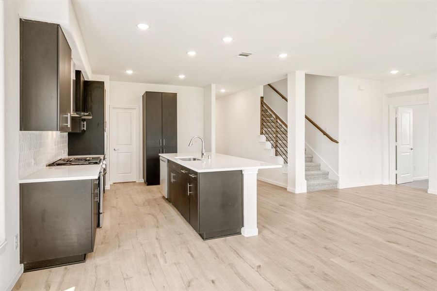 Furnished interior view inside a new home in ArrowBrooke Elements, Aubrey (Image 7). Furnished interior view inside a new home in ArrowBrooke Elements, Aubrey (Image 7).