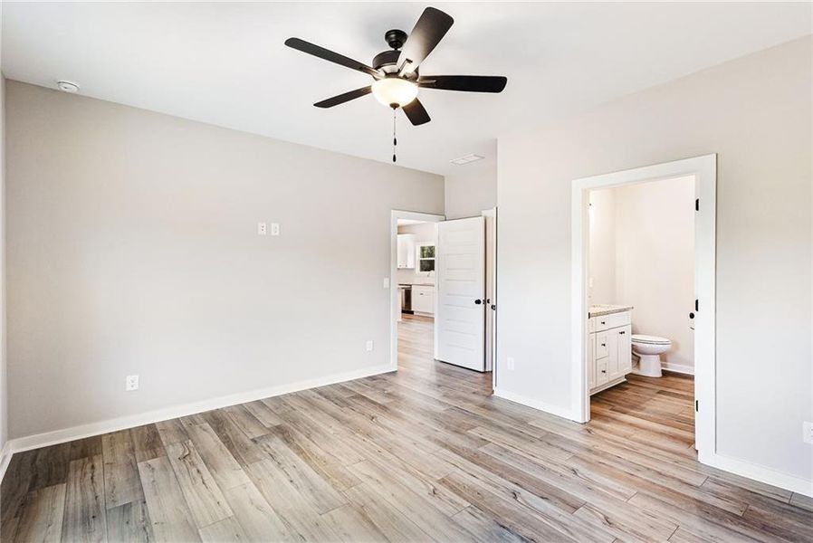 Spacious, unfurnished interior of a new home in , Bremen (Image 28).