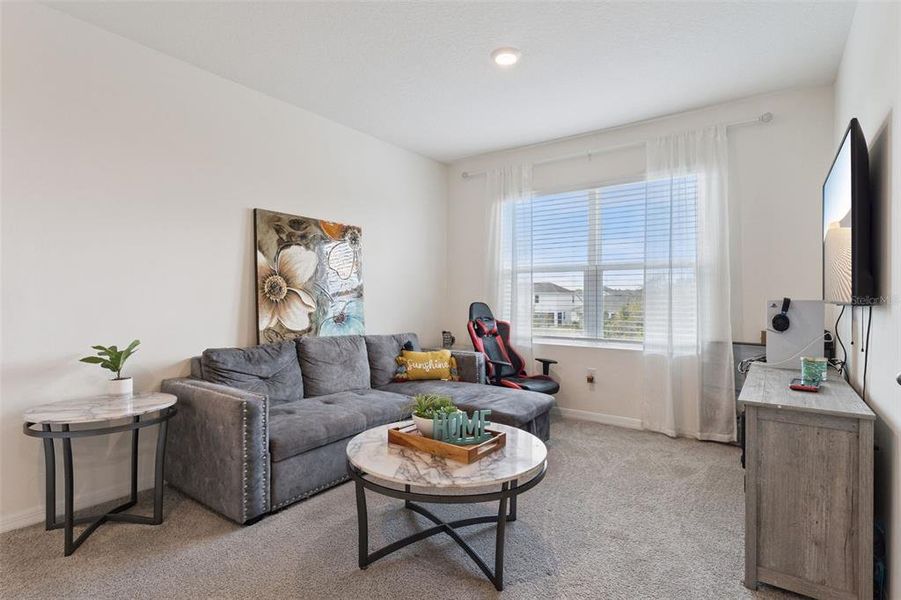 Furnished interior view inside a new home in Kindred, Kissimmee (Image 23).