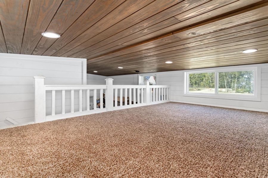 Image 34 of a home in .