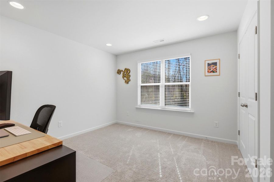 Spacious, unfurnished interior of a new home in , Charlotte (Image 22).