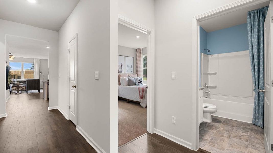 Representative furnished interior of a home built from the Plan by D.R. Horton in Wrenfield at Chanticleer, North Augusta (Image 8). Representative furnished interior of a home built from the Plan by D.R. Horton in Wrenfield at Chanticleer, North Augusta (Image 8).