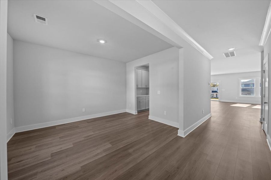 Spacious, unfurnished interior of a new home in Reserve at Arden Woods, Greenville (Image 13).