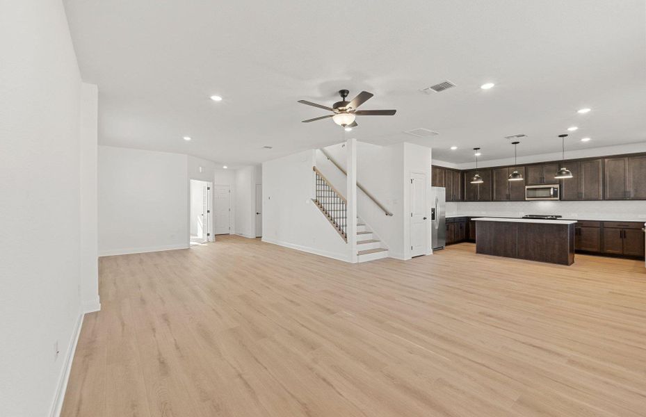 Spacious, unfurnished interior of a new home in Patterson Ranch, Georgetown (Image 12). Spacious, unfurnished interior of a new home in Patterson Ranch, Georgetown (Image 12).