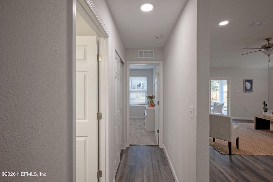 Spacious, unfurnished interior of a new home in , Jacksonville (Image 19).