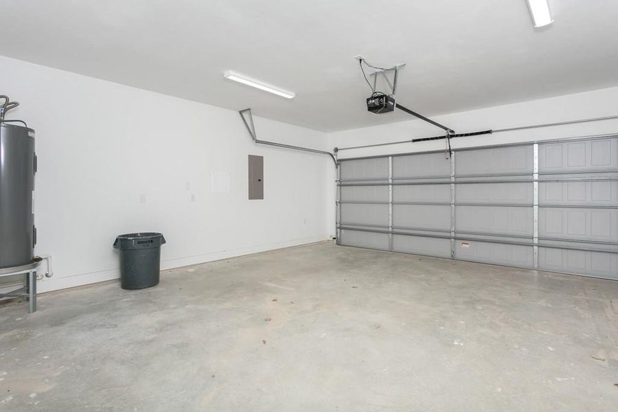 Image 21 of a home in .