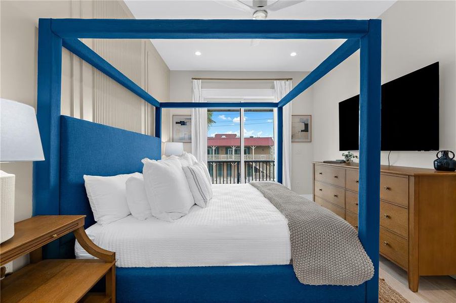 Furnished interior view inside a new home in , Sarasota (Image 24).