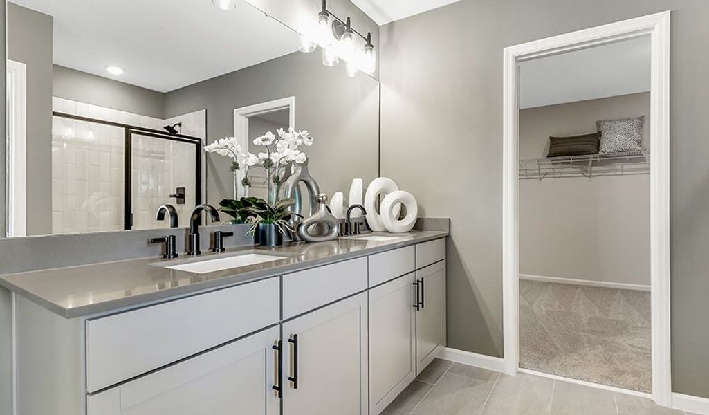 Tourmaline-F923-SeaportVillage Bathroom