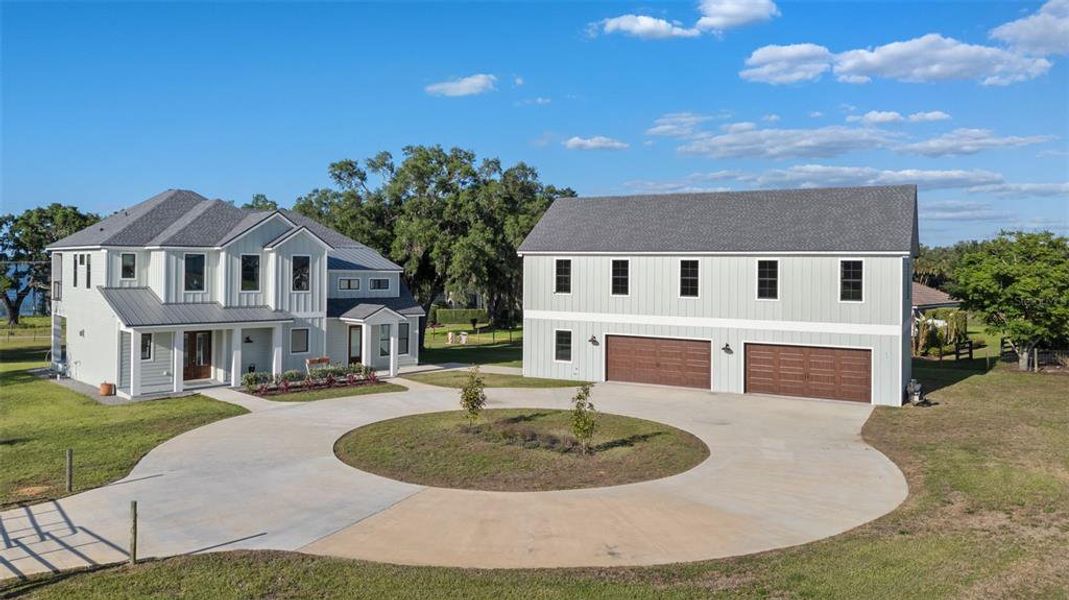 Front exterior of a new home in , Thonotosassa, FL, highlighting curb appeal (Image 27).