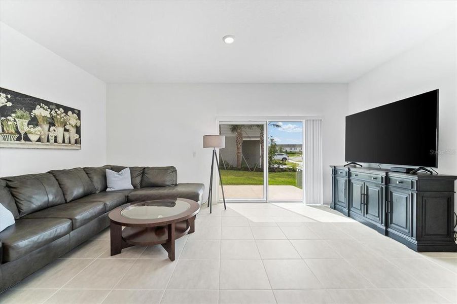 Furnished interior view inside a new home in , Sarasota (Image 44).