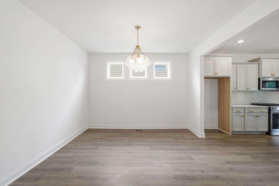 Spacious, unfurnished interior of a new home in The Retreat at Norman Farm, Hendersonville (Image 16).