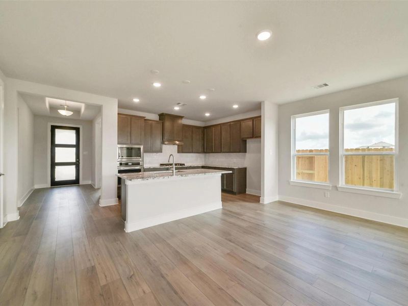 Image 38 of a home in Lago Mar. Image 38 of a home in Lago Mar.