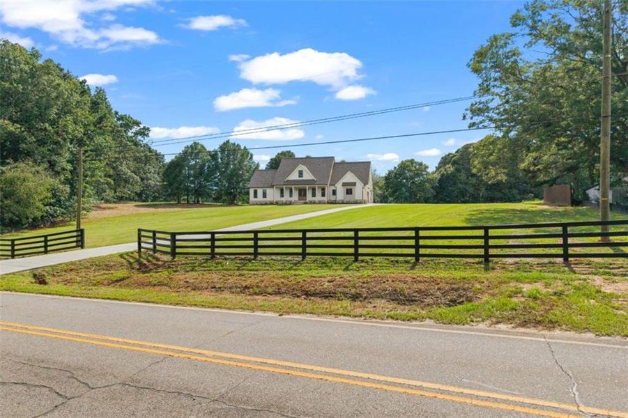 Image 70 of a home in .