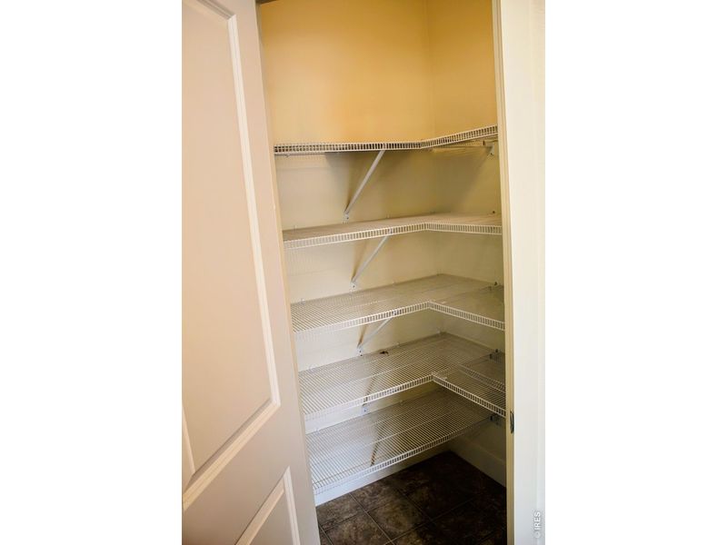 Spacious, unfurnished interior of a new home in , Johnstown (Image 12).