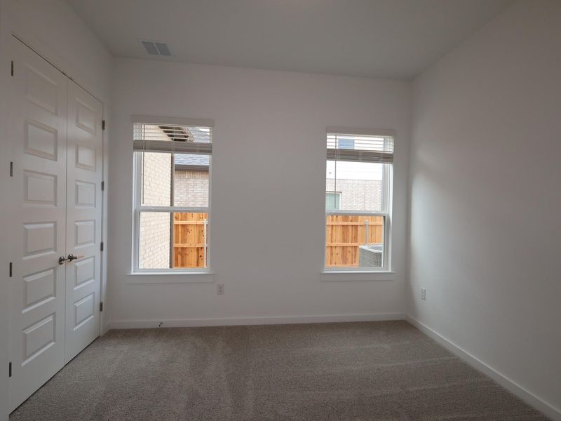 Spacious, unfurnished interior of a new home in Barksdale, Leander (Image 20).