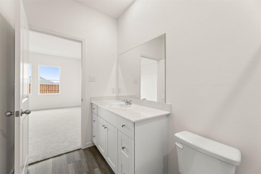 22. 1301 Elliot - Bath (3)