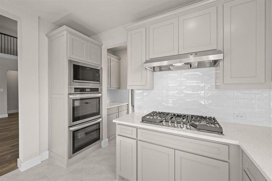 Furnished interior view inside a new home in Shady Valley Estates, Midlothian (Image 9).
