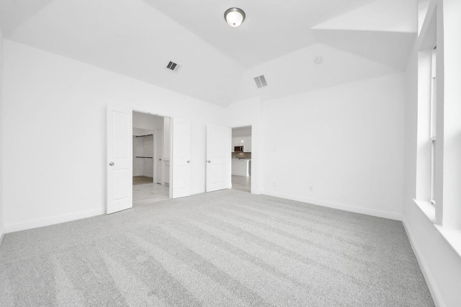 Spacious, unfurnished interior of a new home in , Missouri City (Image 26).