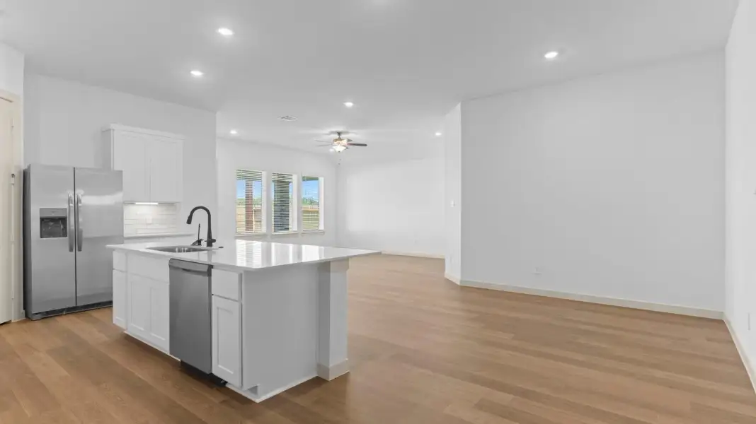 Furnished interior view inside a new home in Alexander 65' Homesites, Pearland (Image 8).