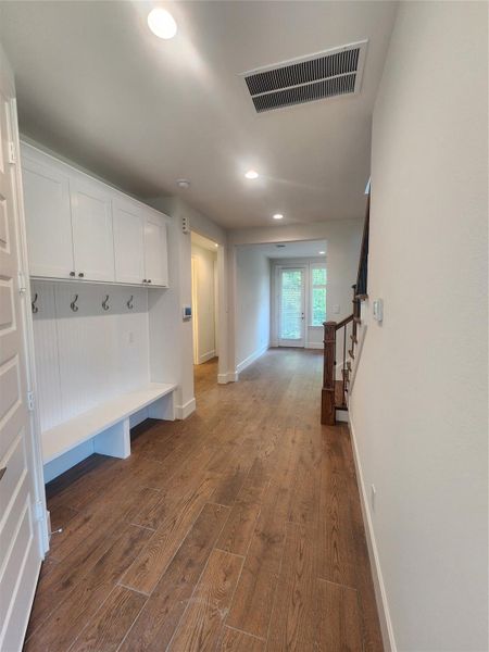 Spacious, unfurnished interior of a new home in , Houston (Image 28). Spacious, unfurnished interior of a new home in , Houston (Image 28).