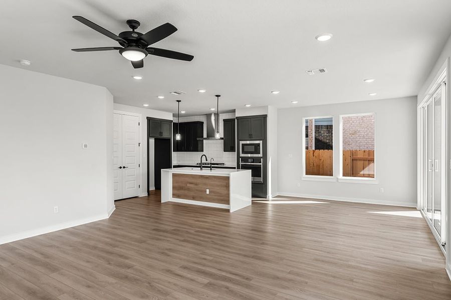 Spacious, unfurnished interior of a new home in Terrace Collection at Lariat, Liberty Hill (Image 20). Spacious, unfurnished interior of a new home in Terrace Collection at Lariat, Liberty Hill (Image 20).