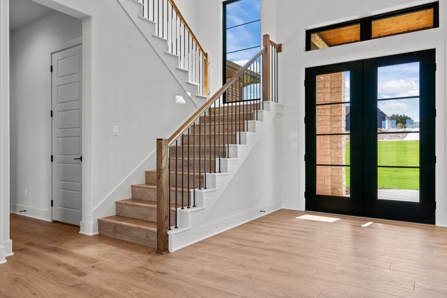 Spacious, unfurnished interior of a new home in Eagles Bluff, Hudson Oaks (Image 24). Spacious, unfurnished interior of a new home in Eagles Bluff, Hudson Oaks (Image 24).