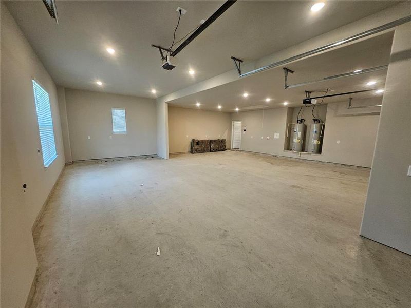 Spacious, unfurnished interior of a new home in Trails of Trenton, Trenton (Image 32).