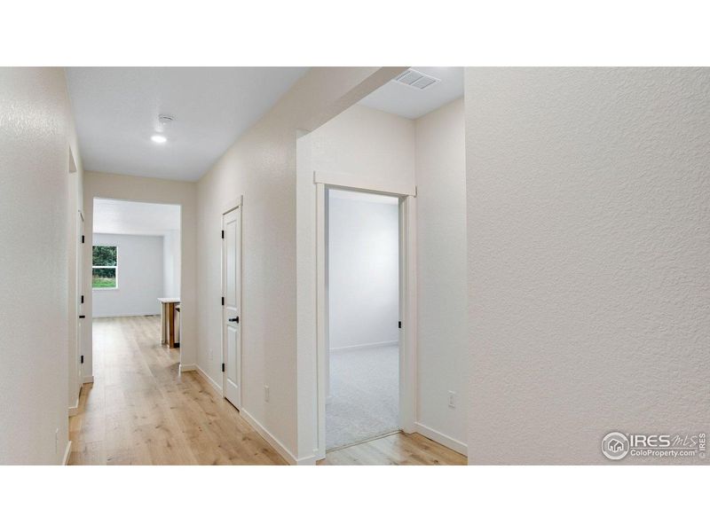 Spacious, unfurnished interior of a new home in Hansen Farm, Fort Collins (Image 13).