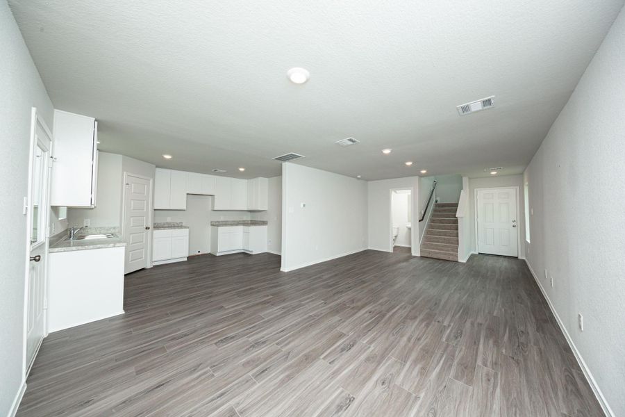 Spacious, unfurnished interior of a new home in Townsend Reserve, Splendora (Image 11). Spacious, unfurnished interior of a new home in Townsend Reserve, Splendora (Image 11).