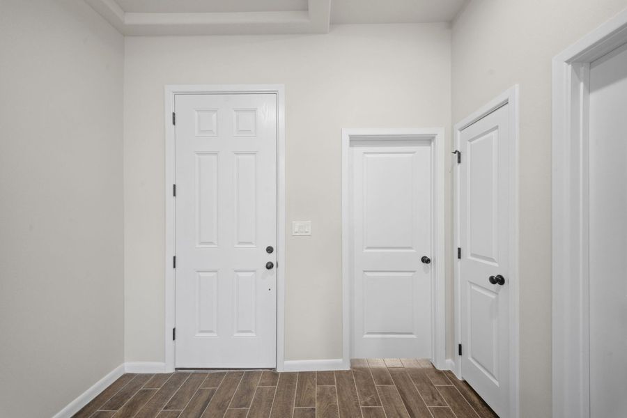Spacious, unfurnished interior of a new home in Paloma Ranch, Harlingen (Image 15).