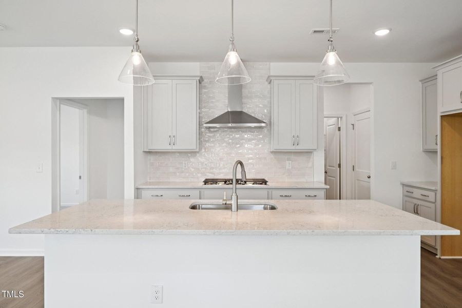 13-web-or-mls-Malcus Ct-S0508-013