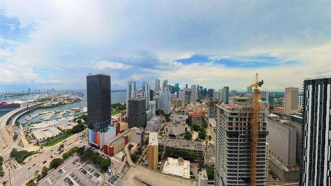 Image 38 of a home in .