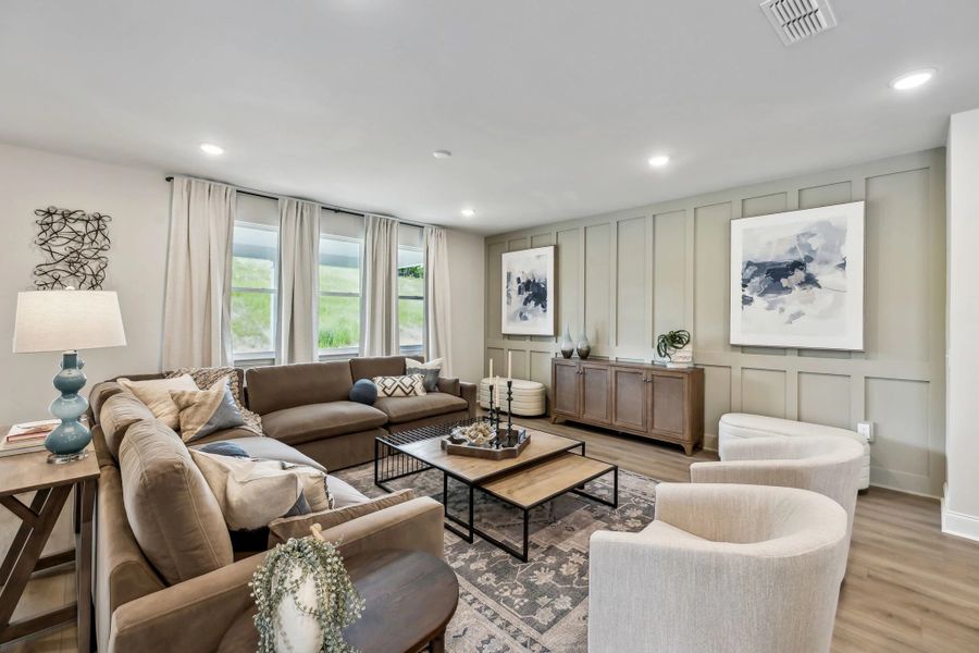 Living Room | For representation purposes only. Options and layout may vary by community and home plan. Living Room | For representation purposes only. Options and layout may vary by community and home plan.