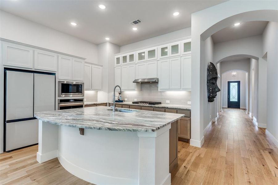 Furnished interior view inside a new home in Mantua Point, Van Alstyne (Image 17).