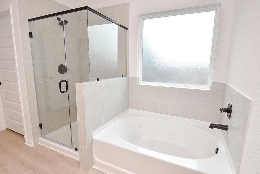 Furnished interior view inside a new home in Fulshear Lakes, Fulshear (Image 12).