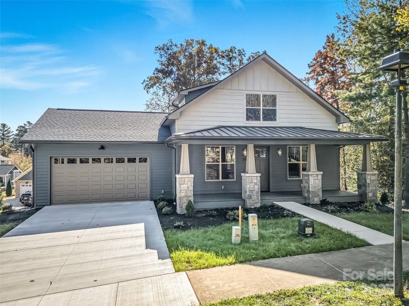 Image 39 of a home in .