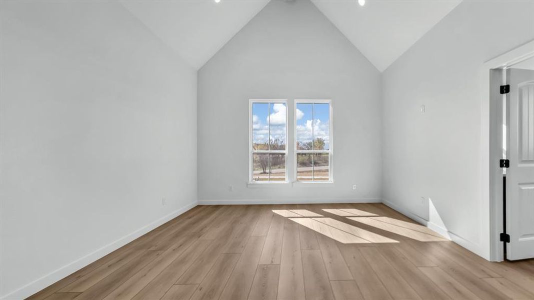 Spacious, unfurnished interior of a new home in Echo Grove, Poolville (Image 30).