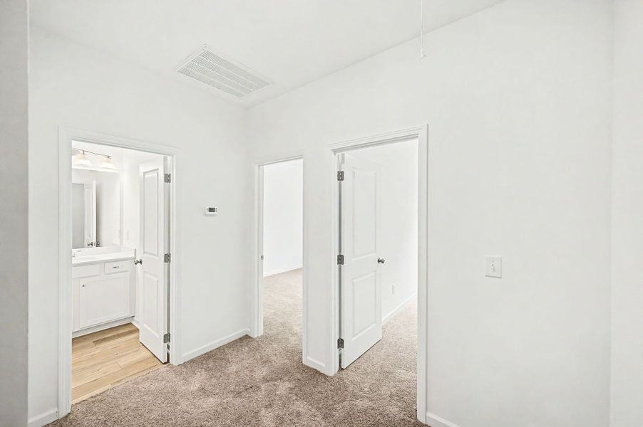 Spacious, unfurnished interior of a new home in Ironhorse, Dickson (Image 35).
