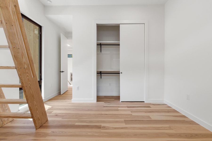Both guest bedrooms contribute valuable flexibility to the home’s spacious three-bedroom layout. Both guest bedrooms contribute valuable flexibility to the home’s spacious three-bedroom layout.