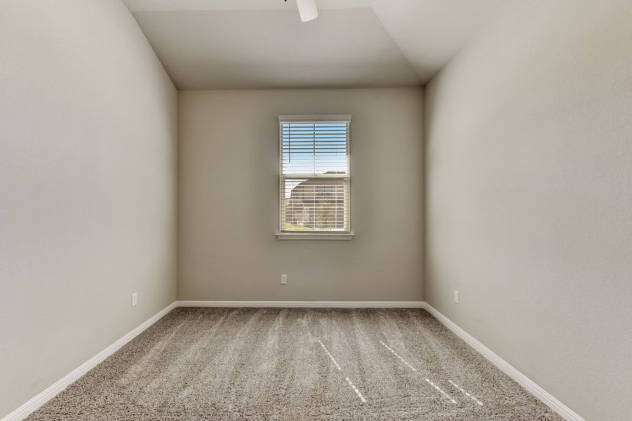 Spacious, unfurnished interior of a new home in Big Sky Ranch - Executive Collection, Dripping Springs (Image 12).