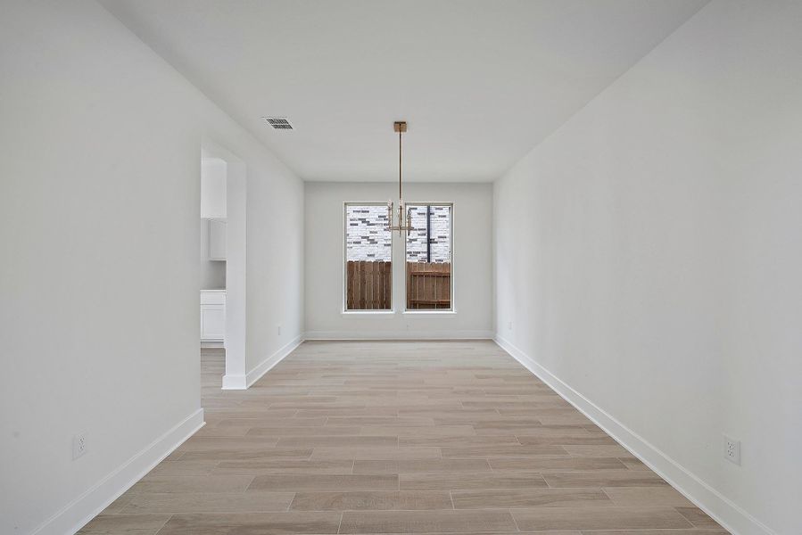 Spacious, unfurnished interior of a new home in Flora - 60', Hutto (Image 23).