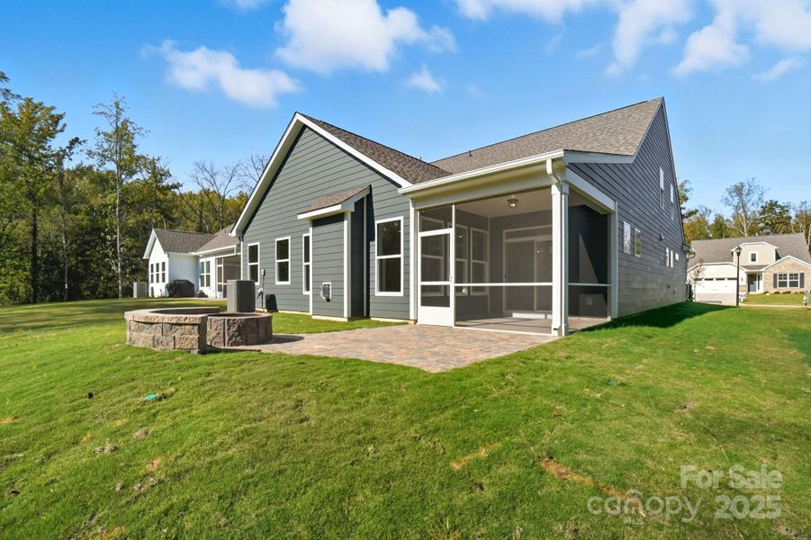 Exterior details and patio area of a home in Heritage - 55+ Community, Wesley Chapel (Image 19).