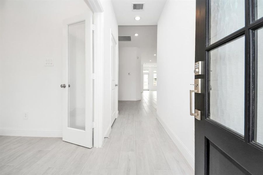 Spacious, unfurnished interior of a new home in Sienna: Signature Series, Missouri City (Image 21). Spacious, unfurnished interior of a new home in Sienna: Signature Series, Missouri City (Image 21).