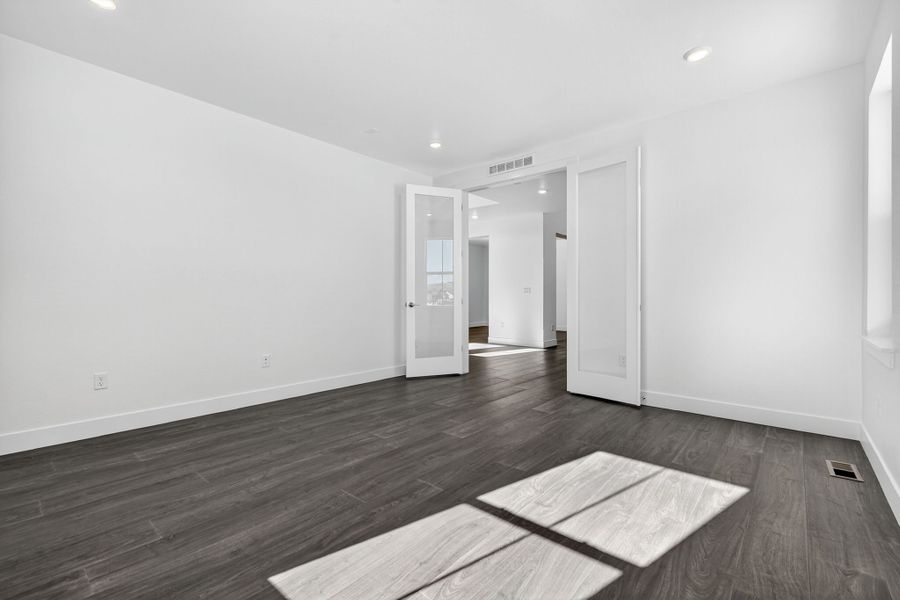 Spacious, unfurnished interior of a new home in Macanta Destination Collection, Castle Rock (Image 22).