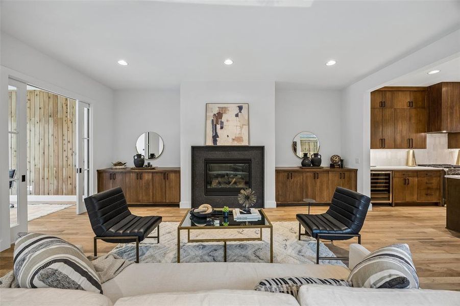 Furnished interior view inside a new home in , Dallas (Image 7).