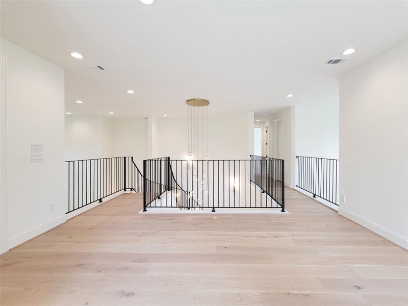 Photos of Builder’s Previously Completed Homes