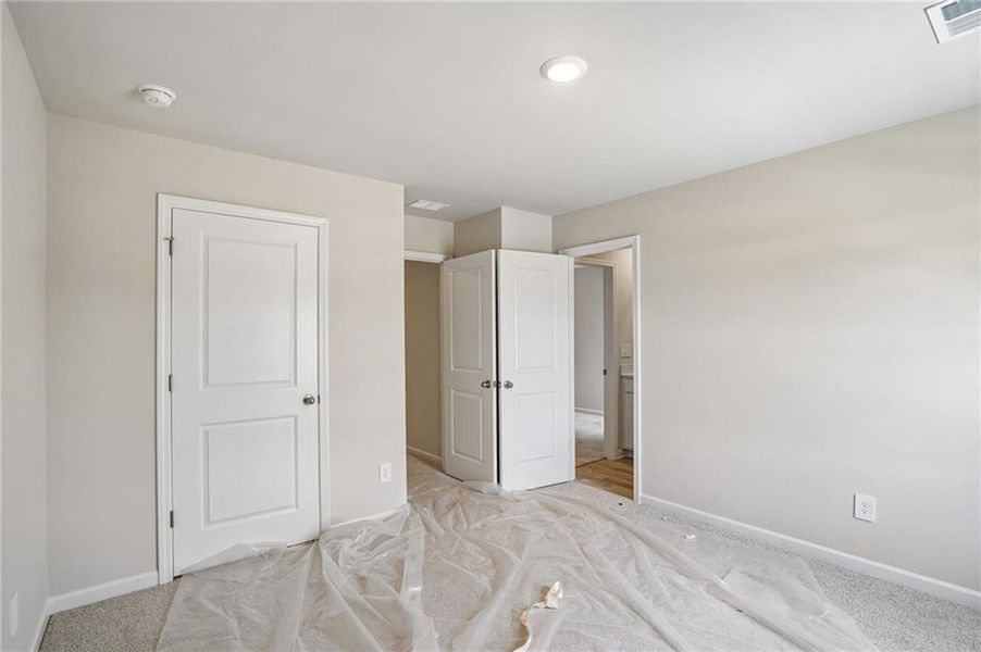Spacious, unfurnished interior of a new home in Artisan Walk, Fairburn (Image 21).