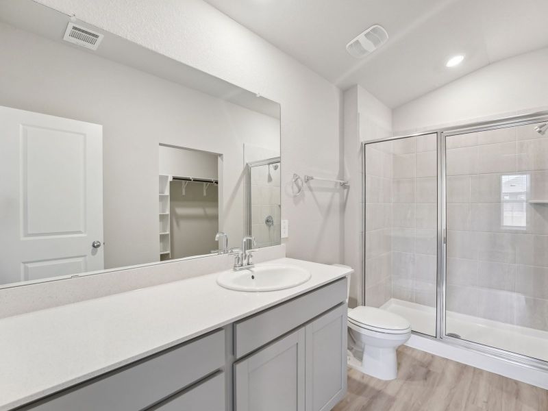 Furnished interior view inside a new home in Waterstone Crossing, Kyle (Image 4). Furnished interior view inside a new home in Waterstone Crossing, Kyle (Image 4).