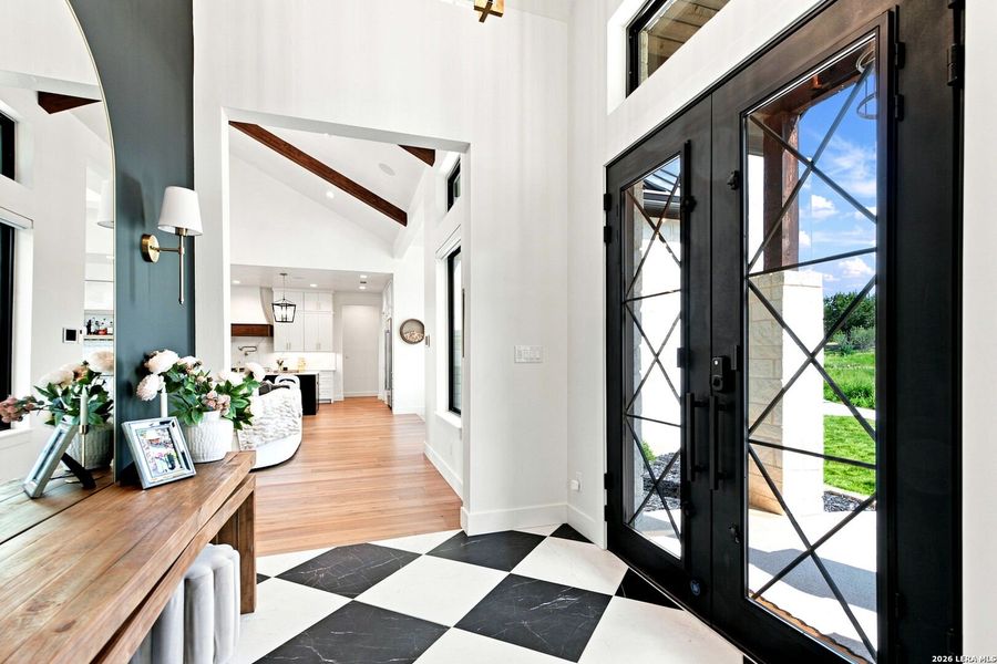 Furnished interior view inside a new home in , Boerne (Image 17).